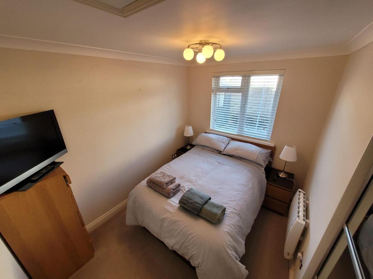The Mumbles - Bungalow - 2 Bedrooms - Pet Friendly 斯旺西 外观 照片